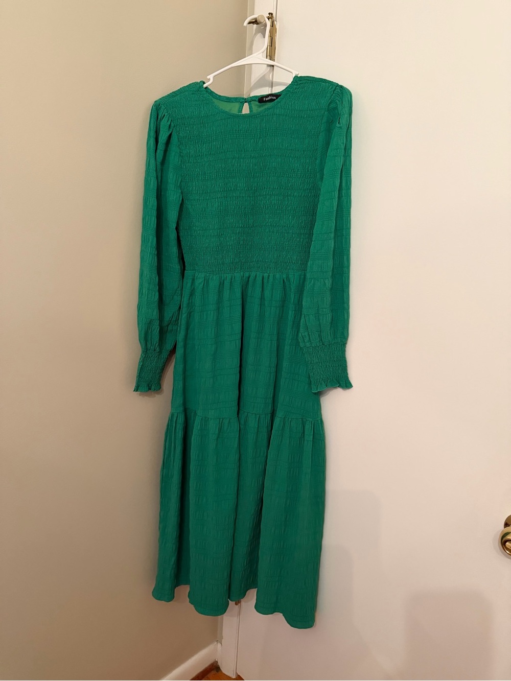 Green Long Sleeve Tiered Midi Dress